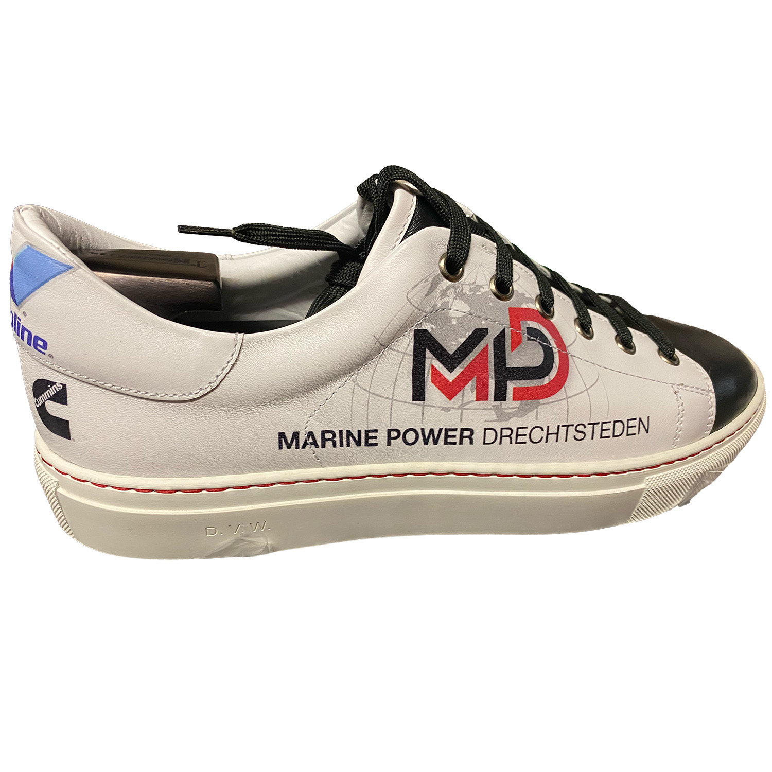 Details van een custom ontworpen sneaker